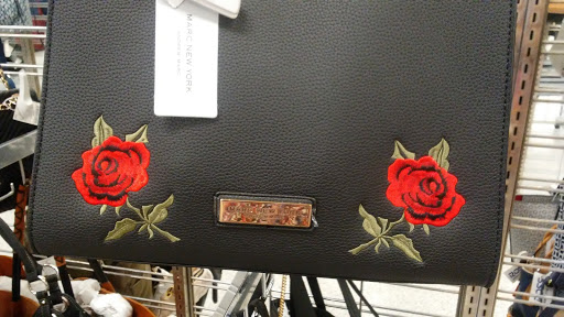 Clothing Store «Ross Dress for Less», reviews and photos, 1711 W Loop 281, Longview, TX 75604, USA