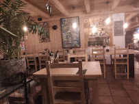 Atmosphère du Restaurant lucia à Saint-Jean-de-Sixt - n°6