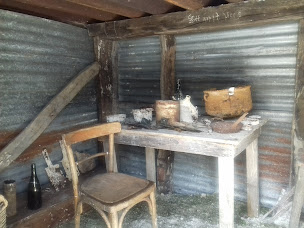 Photo n°1 de Main De Massiges à Massiges ()