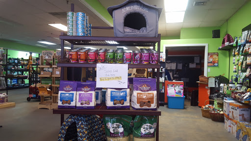 Pet Supply Store «R&S Pet Supplies», reviews and photos, 275 NY-25A #8, Miller Place, NY 11764, USA