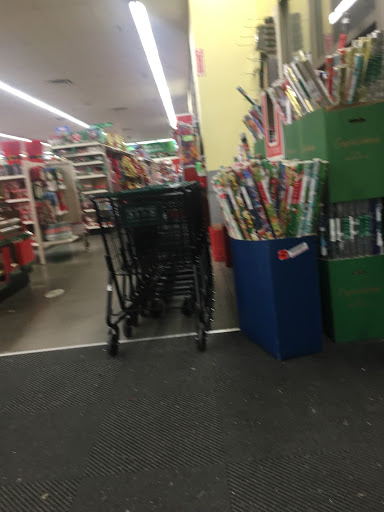 Dollar Store «Dollar Tree», reviews and photos, 53 Lincoln Blvd Ste 150, Lincoln, CA 95648, USA