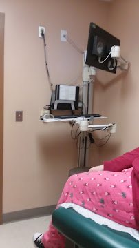 Henry Ford Medical Center - Fraser - Photo 6 - Car repair in Clinton Twp, MI, Warren