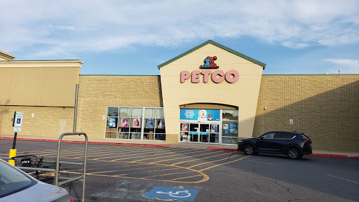 Pet Supply Store «Petco Animal Supplies», reviews and photos, 1931 E Main St d, Spartanburg, SC 29307, USA