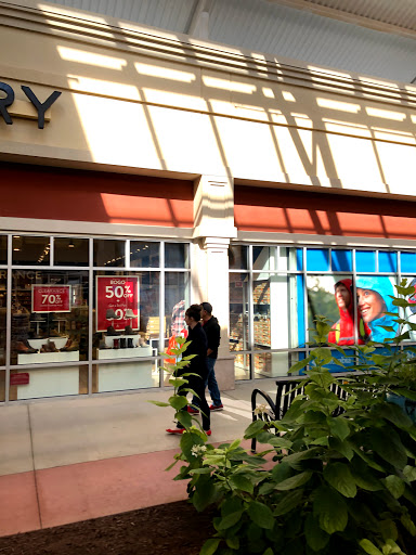 Outlet Mall «Tanger Outlet Mebane», reviews and photos, 4000 Arrowhead Blvd, Mebane, NC 27302, USA