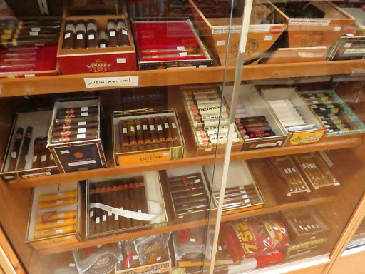 Tobacco Shop «Fairprice Tobacco», reviews and photos, 1643 W Algonquin Rd, Rolling Meadows, IL 60008, USA