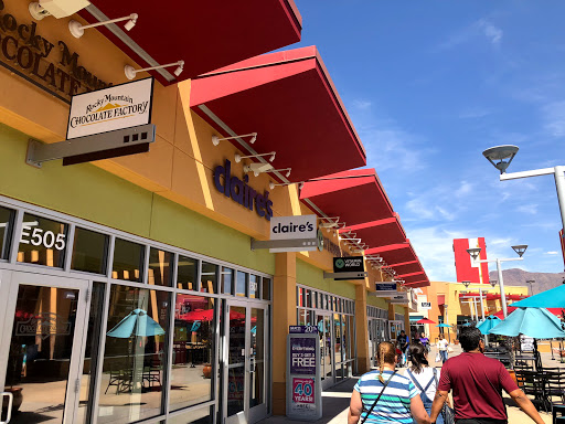 Outlet Mall «The Outlet Shoppes at El Paso», reviews and photos, 7051 S Desert Blvd, Canutillo, TX 79835, USA