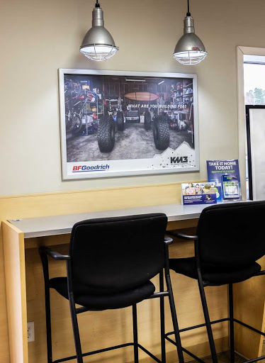 Tire Shop «Leete Tire & Auto Center», reviews and photos, 7011 Hull Street Rd, North Chesterfield, VA 23224, USA