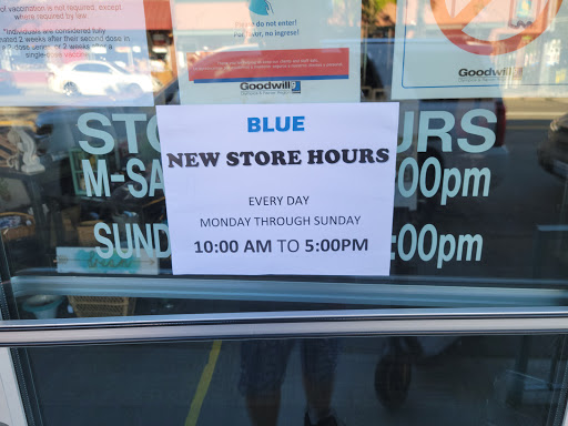 Boutique «Blue, a Goodwill Boutique - Tacoma», reviews and photos, 2520 N Proctor St, Tacoma, WA 98406, USA