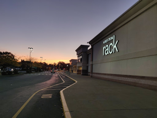 Department Store «Nordstrom Rack Liberty Tree Mall», reviews and photos, 50 Independence Way, Danvers, MA 01923, USA
