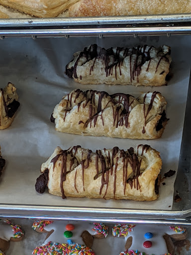 Coffee Shop «Donut King», reviews and photos, 151 Copeland St, Quincy, MA 02169, USA