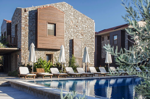 Lunabegonvil Taş Evler