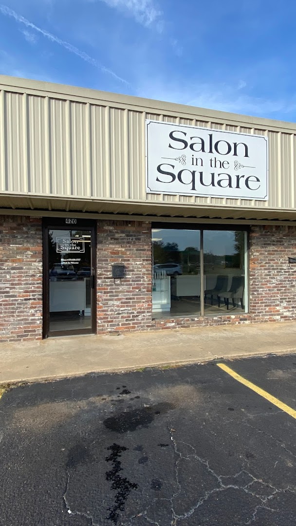 Salon In the Square