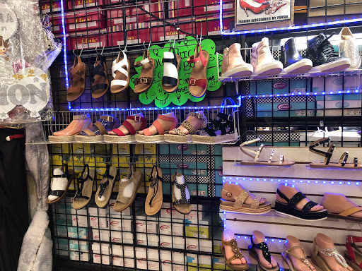 Discount Store «Rialto Discount Mall», reviews and photos, 463 E Foothill Blvd, Rialto, CA 92376, USA