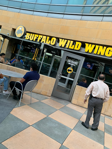 Shopping Mall «Sherman Oaks Galleria», reviews and photos, 15301 Ventura Blvd, Sherman Oaks, CA 91403, USA