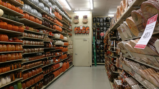 Craft Store «Hobby Lobby», reviews and photos, 505 N Foothills Plaza Dr, Maryville, TN 37801, USA