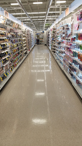 Grocery Store «Meijer», reviews and photos, 13000 Middlebelt Rd, Livonia, MI 48150, USA