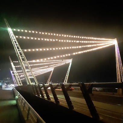 Puente Ensenada