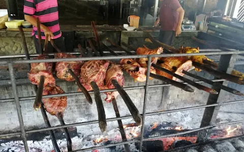 Carne en Vara la Mulata image