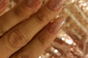 Glare Nails & Spa image