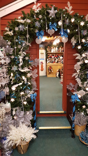 Winterwood Gift & Christmas Shoppe, 3137 U.S. 9, Rio Grande, NJ 08242, USA, 