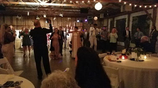 Wedding Venue «The Pick Inn», reviews and photos, 550 Zieglers Fort Rd, Gallatin, TN 37066, USA