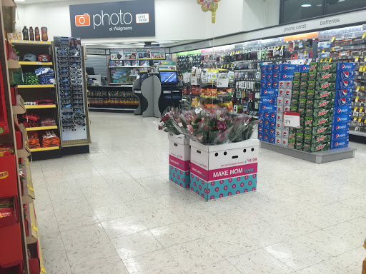 Drug Store «Walgreens», reviews and photos, 5400 Pearl Rd, Parma, OH 44129, USA