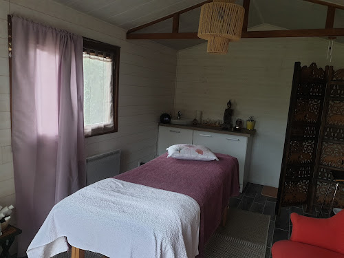 Karma Zen massages Nelly Bardeau Somato-relaxologue à Juillac-le-Coq