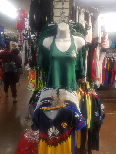 Soccer Store «Deportes America Soccer Shop», reviews and photos, 2822 N 16th St, Phoenix, AZ 85006, USA