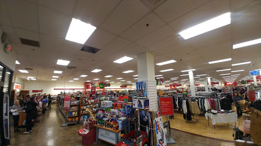 Department Store «T.J. Maxx», reviews and photos, 6140 Glenway Ave, Cincinnati, OH 45211, USA