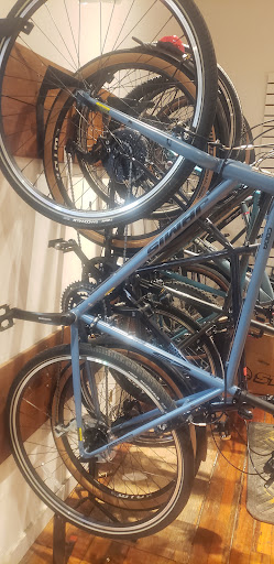 Bicycle Store «Ferris Wheels Bike Shop», reviews and photos, 66 South St, Jamaica Plain, MA 02130, USA