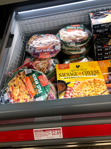 Supermarket «ALDI», reviews and photos, 451 N Randall Rd, Batavia, IL 60510, USA