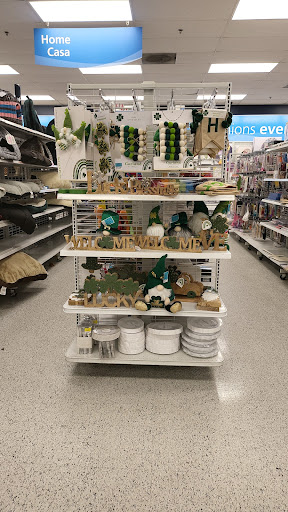 Clothing Store «Ross Dress for Less», reviews and photos, 1400 Posner Blvd, Davenport, FL 33837, USA