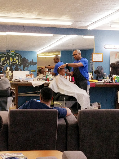 Barber Shop «First Class Barber Shop», reviews and photos, 610 W Trinity Ln, Nashville, TN 37207, USA