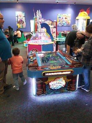 Chuck E. Cheese - photo 15
