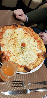 Pizza du Restaurant italien LE PLAZA à Le Kremlin-Bicêtre - n°11