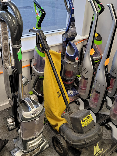 Pawn Shop «Pay More Pawn», reviews and photos, 7380 Oswego Rd, Liverpool, NY 13090, USA