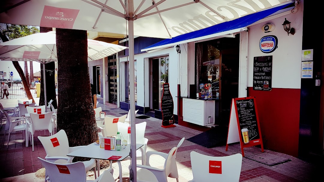 Boulevar Café-Bar en la ciudad Estepona