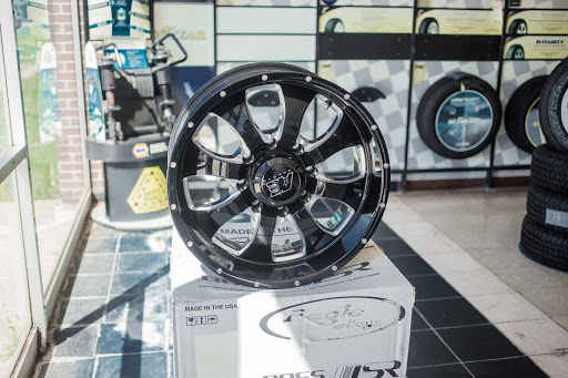 Tire Shop «Freedom Tire and Auto Service», reviews and photos, 412 8th St SW, Altoona, IA 50009, USA