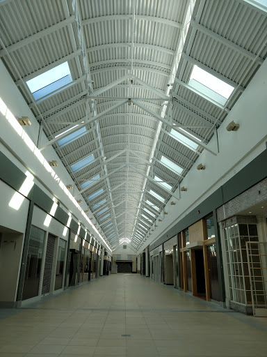 Shopping Mall «The Mall at The Source», reviews and photos, 1504 Old Country Rd, Westbury, NY 11590, USA