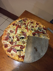 Pizza Carlo