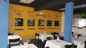 Snack Bar 83