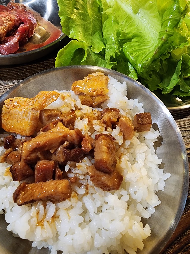 豬烤官韓式烤肉吃到飽 -虎尾店 的照片
