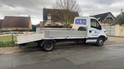 Mayronne auto à Linas