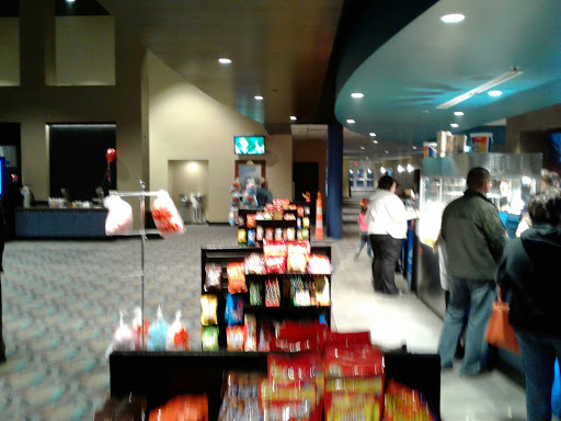 Movie Theater «B&B Theatres Shawnee 18», reviews and photos, 16301 Midland Dr, Shawnee, KS 66217, USA