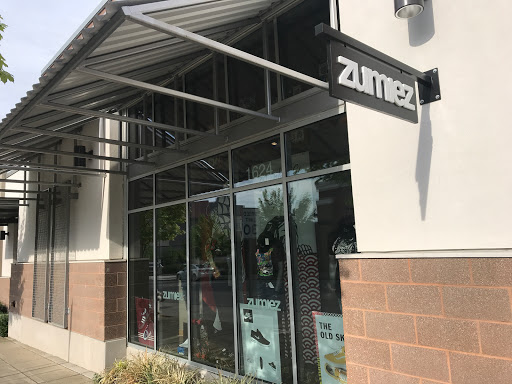 Clothing Store «Zumiez», reviews and photos, 1624 Highlands Dr NE #120, Issaquah, WA 98029, USA