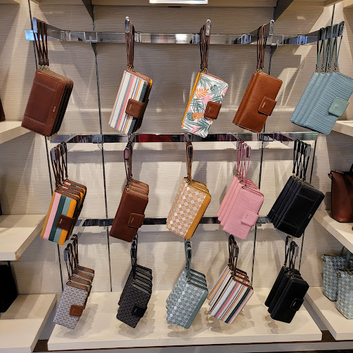 Watch Store «Fossil Outlet Store», reviews and photos, 18521 Outlet Blvd #725, Chesterfield, MO 63005, USA