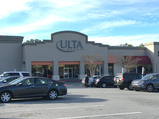 Hair Salon «Ulta Beauty», reviews and photos, 680 Ernest W Barrett Pkwy NW, Kennesaw, GA 30144, USA