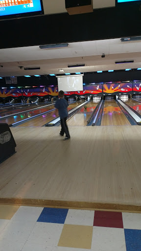 Bowling Alley «AMF Lincoln Lanes», reviews and photos, 3485 Lake Michigan Dr NW, Grand Rapids, MI 49534, USA