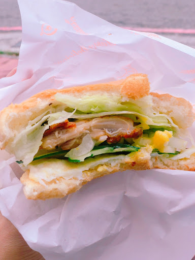呷福飽碳烤三明治 的照片