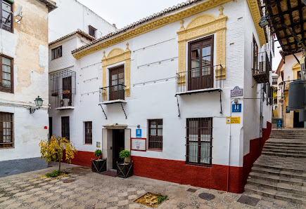 Hotel Palacio de Santa Ines, siglo XVI Cta. de Sta. Inés, 9, Albaicín, 18010 Granada, España
